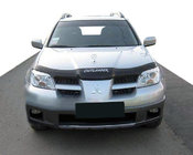Mitsubishi Outlander 2001-2006 Deflektor maski logo 2001-2006 (SIM) zdjęcia 1