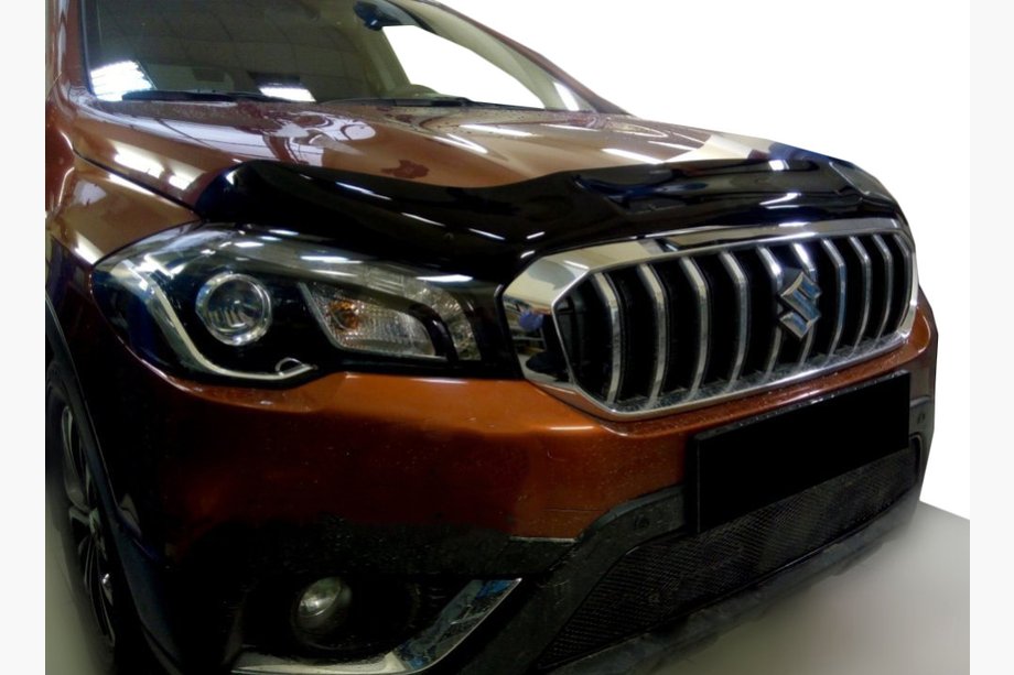 Suzuki SX4 2016-2021 Deflektor maski (SIM) Image