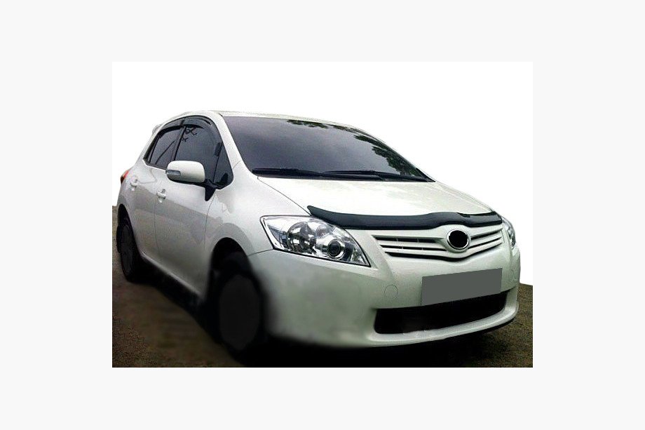 Toyota Auris 2007-2012 Deflektor maski 2009-2012 (SIM) Image