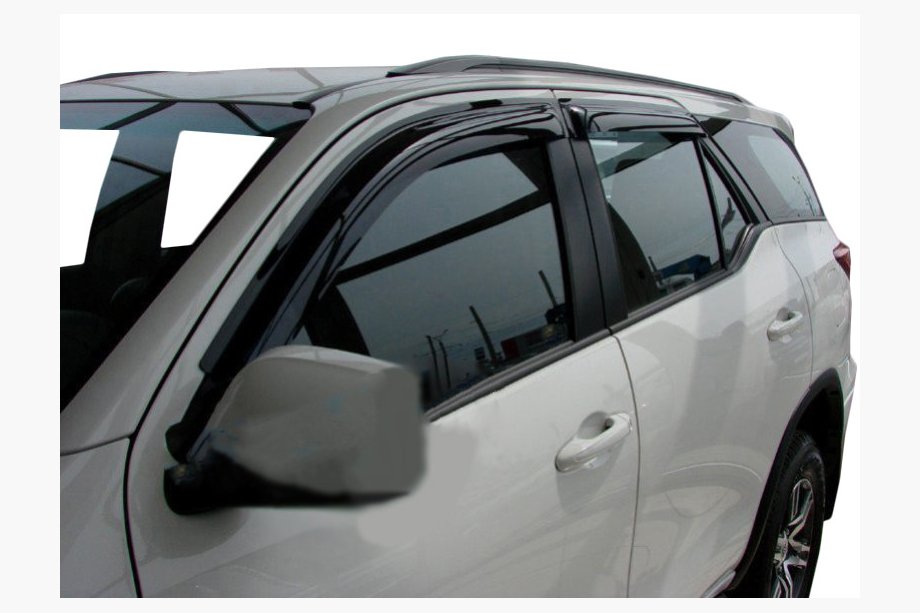 Toyota Fortuner 2015- Deflektory Okien (4 szt, SIM) Image