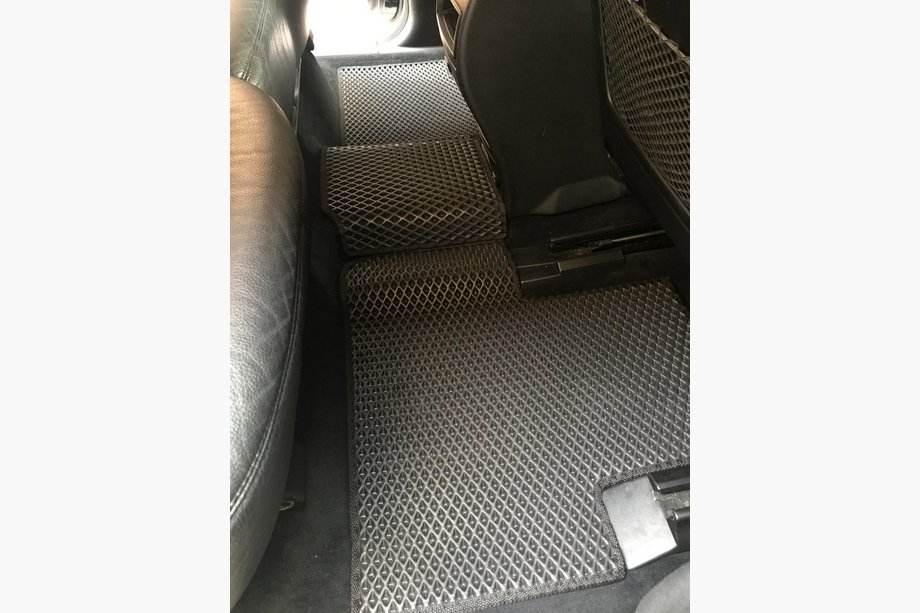 Mercedes GL class X164 2006-2012 Dywaniki EVA (5 miejsc, czarne) Image