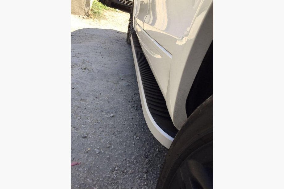 Volkswagen T5 Multivan 2003–2010 Progi Boczné Tayga (2 szt., Aluminium) Image