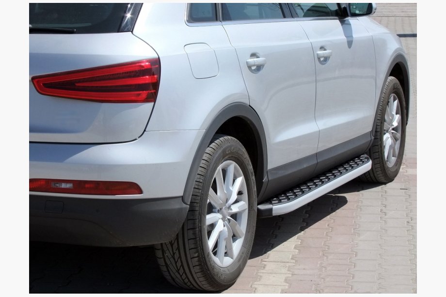 Audi Q7 2005-2015 Progi Boczne BlackLine (2 szt, Aluminium) Image