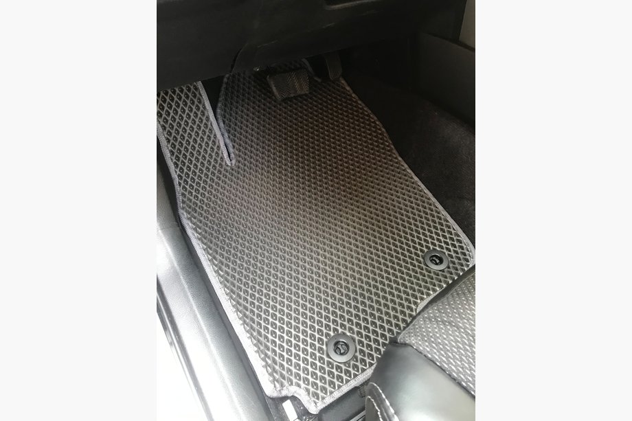 Toyota Rav 4 2013-2018 Dywaniki EVA (czarne) Image