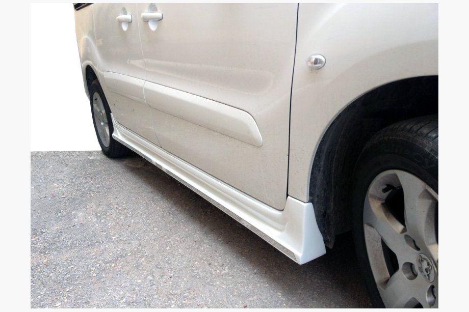 Hyundai Accent 2000-2006 Progi boczne (zagruntowane do malowania) Image