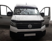 Volkswagen Crafter 2016- Deflektor przedniej szyby (czarny połysk, 5mm) zdjęcia 1