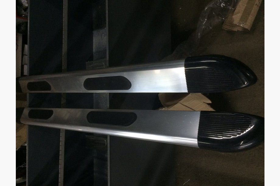 Fiat Doblo I 2005-2010 Wyprzedaż !!! Progi Boczné JAWS (2 szt, Aluminium) Image