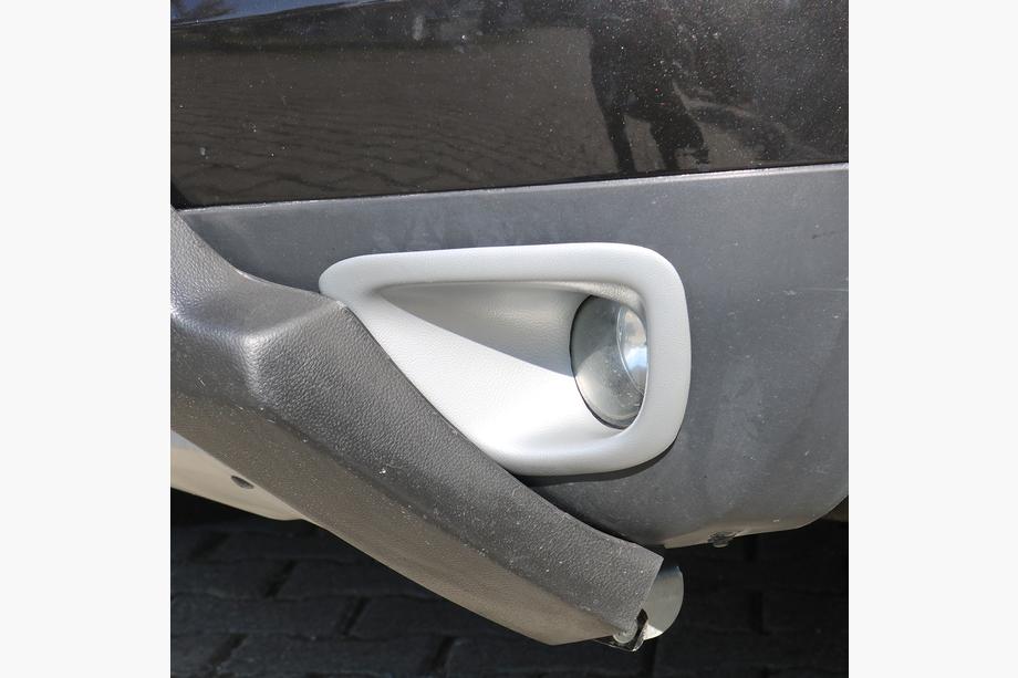 Renault Duster 2008–2017 Nakładki na światła przeciwmgielne 2008-2013 (2 szt, ABS) Image