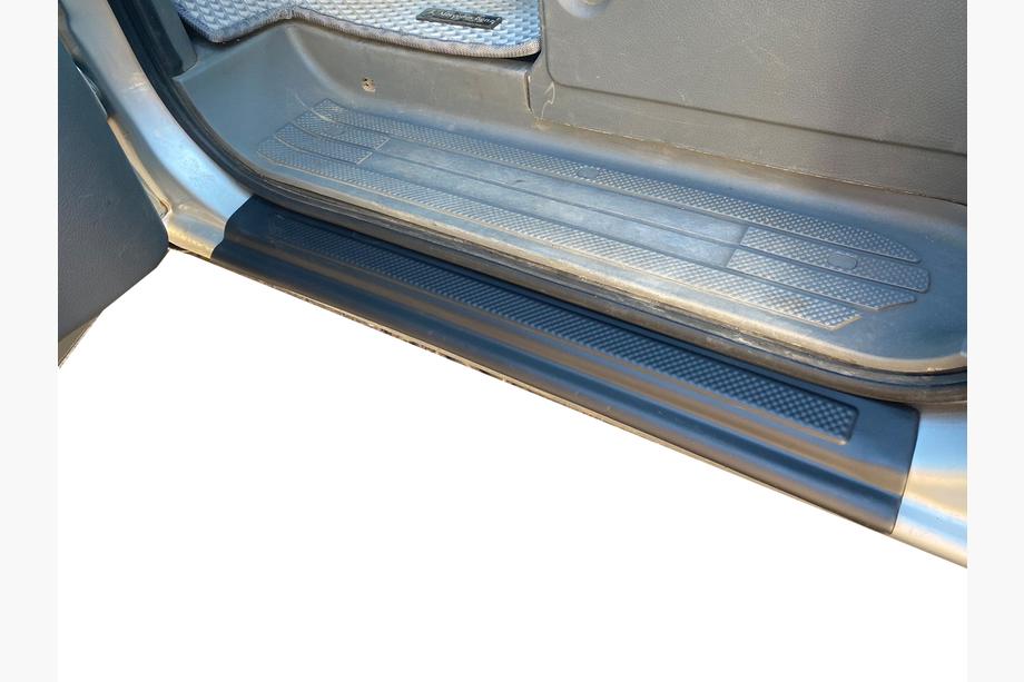 Mercedes Viano 2004-2014 Nakładki progowe EuroCap (2 szt, ABS) Zdjęcia 1