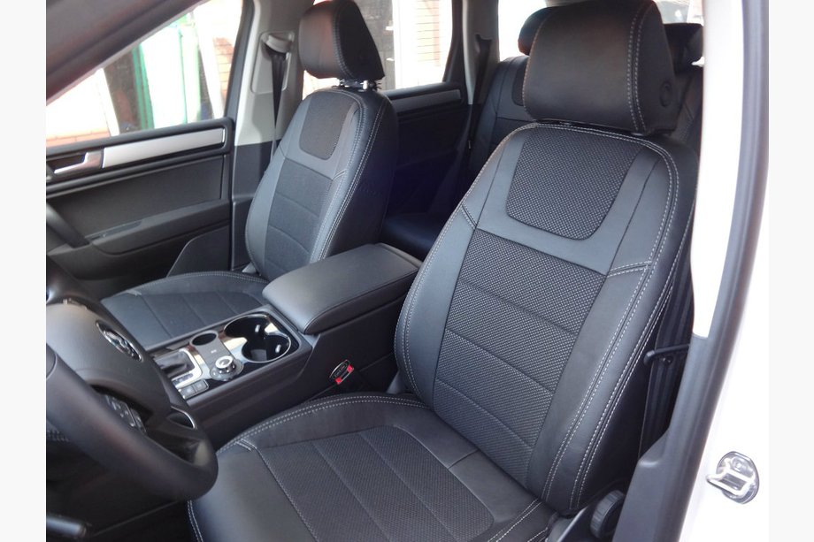 Volkswagen Touareg 2010-2018 Oryginalne pokrowce na fotele SoyuzAuto Dynamic Image