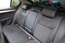 Skoda Octavia III A7 2013-2019 Pokrowce Samochodowe SoyuzAuto Skórzany Styl zdjęcia 1