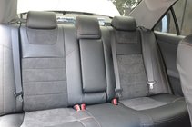 Toyota Camry 2011–2017 Pokrowce Samochodowe (Skóra Syntetyczna i Zamiennik Alcantary, Elite) zdjęcia 2