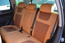 Volkswagen Touareg 2010-2018 Pokrowce Samochodowe (Zamienniki Alcantary i Skóry, Elite) zdjęcia 8
