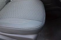 Ford Kuga/Escape 2013-2019 Pokrowce Samochodowe (Tkanina↗Skaj, Premium) zdjęcia 5