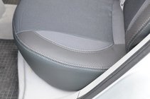 Hyundai Accent 2006-2010 Pokrowce samochodowe z ekoskóry Premium zdjęcia 5