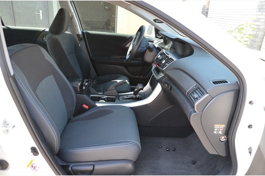 Honda Accord IX 2013-2017 Pokrowce Samochodowe SoyuzAuto Premium Image
