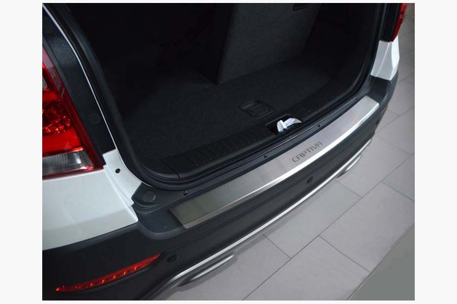 Chevrolet Captiva 2006-2019 Nakładka na tylny zderzak z rantem NataNika (2011+, stal nierdzewna) Zdjęcia 1