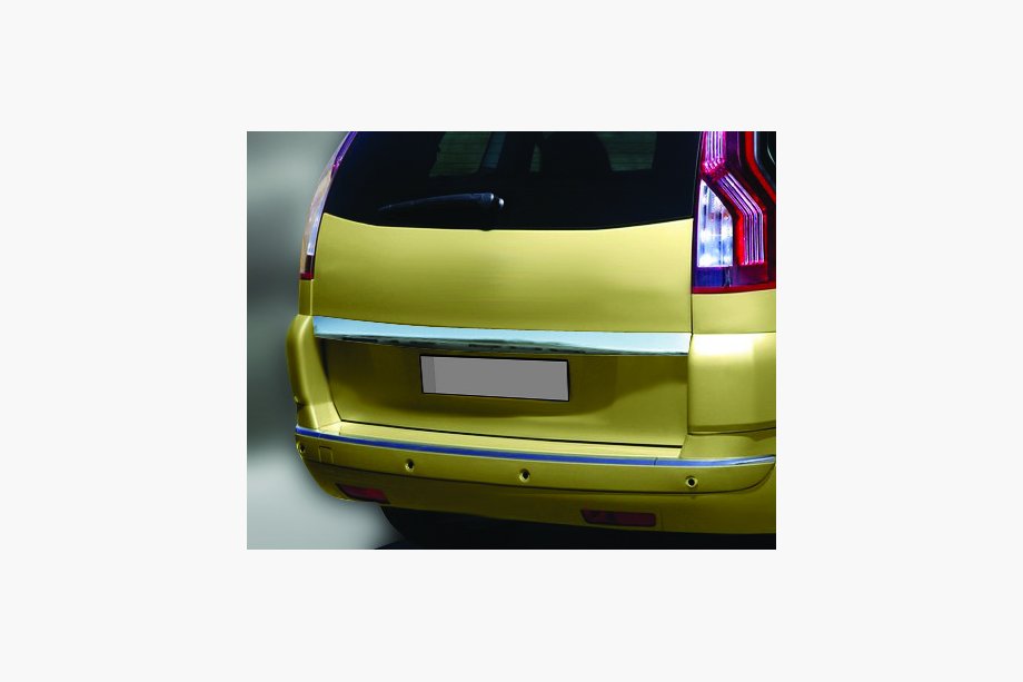 Citroen C-4 Picasso 2006-2013 Listwa chromowana nad tablicą rejestracyjną (stal nierdzewna) Image