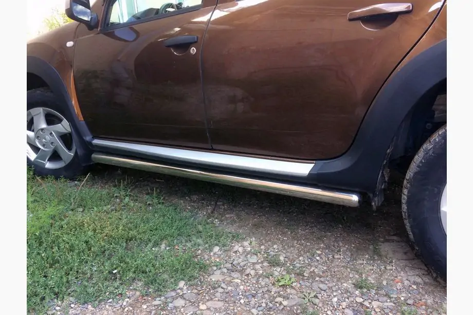 Dacia Duster 2008-2018 Rury Boczne (2 szt., Stal Nierdzewna) Zdjęcia 1