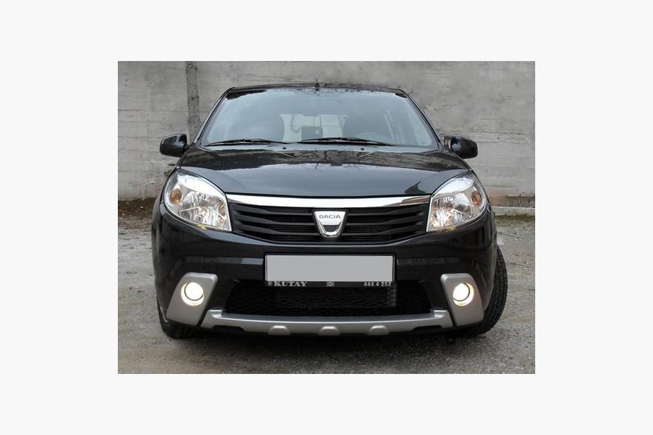 Dacia Sandero 2007-2013 Nakładki na przedni zderzak (3 szt, do lakierowania) Image