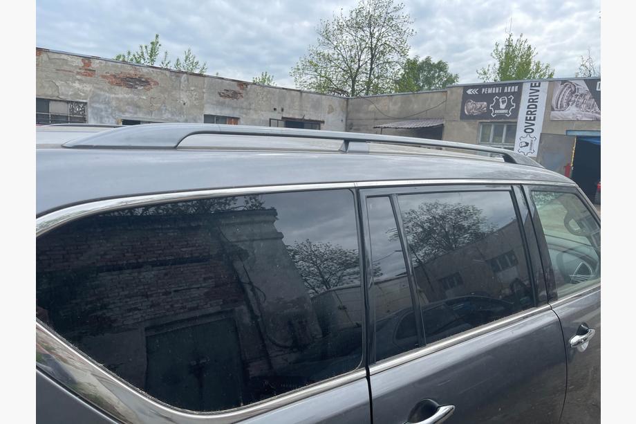 Nissan Armada 2016-2024 Relingi Dachowe (Oryginał 2019) Image