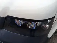 Volkswagen T5 Multivan 2003–2010 Brewki na reflektory (2 szt., plastik, czarne) zdjęcia 1