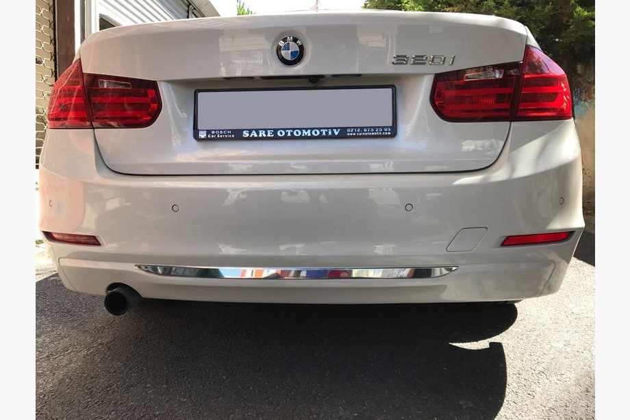 BMW 3 Series F30/F31 2012-2019 Listwa tylnego zderzaka stal nierdzewna Image