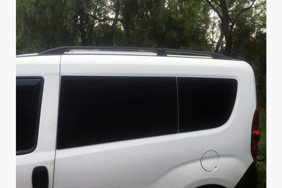 Opel Combo 2012-2018 Relingi Dachowe Czarne Image
