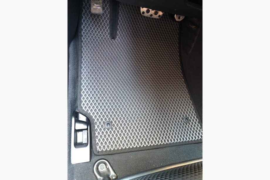 Toyota Camry 2006-2011 Dywaniki EVA (czarne) Image