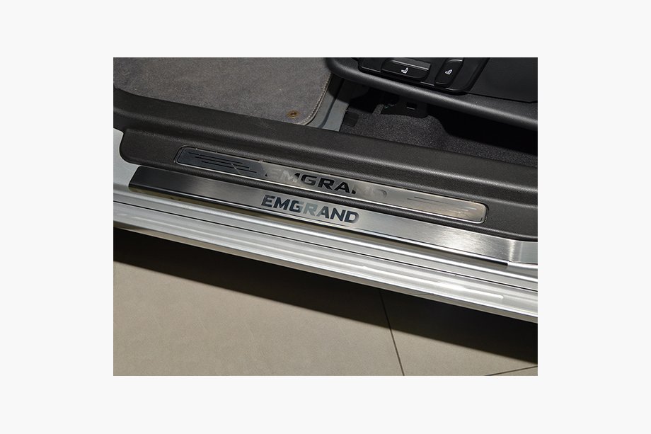 Geely Emgrand X7 2011- Nakładki progowe Natanika Premium ze stali nierdzewnej (4 szt.) Image