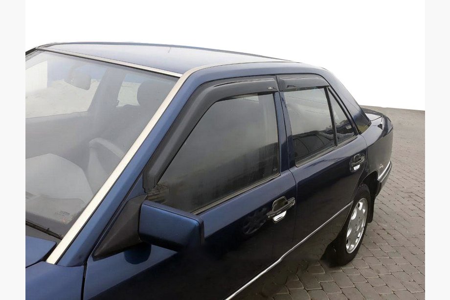 Mercedes E-class W124 1984–1997 Deflektory szyb SD (4 szt, Heko) Image