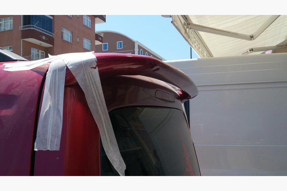 Peugeot Partner 1996-2008 Spoiler Anatomic (zagruntowany do malowania) Zdjęcia 3