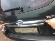 Hyundai Tucson JM 2004- Listwa nad tablicą rejestracyjną (plastik) zdjęcia 4