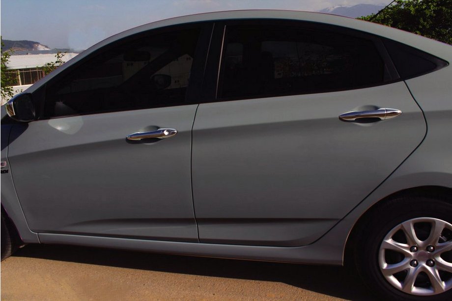 Hyundai Accent 2011-2017 Chromowane Nakładki na Klamek Drzwi (4 szt, Stal Nierdzewna) OmsaLine - Włoska Stal Nierdzewna Image