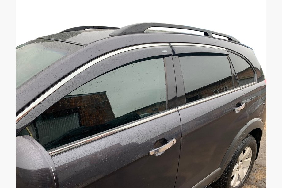 Chevrolet Captiva 2006-2019 Deflektory szyb z chromem (4 szt, CSV029-AC) Image