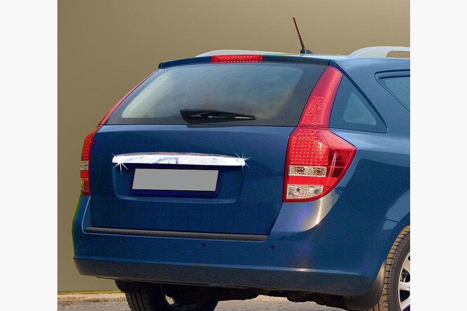Kia Ceed 2007-2012 Listwa nad tablicą rejestracyjną (SW, stal nierdzewna) Image