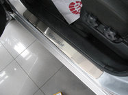 Kia Sportage 2004-2010 Nakładki na Progi Nataniko (4 szt., Stal Nierdzewna) Premium - Taśma 3M, 0.8 mm zdjęcia 1