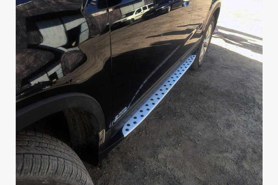 Kia Sorento II XM 2009-2014 Progi Boczne Niken BMW Style 2010-2013 (2 szt., plastik) Image