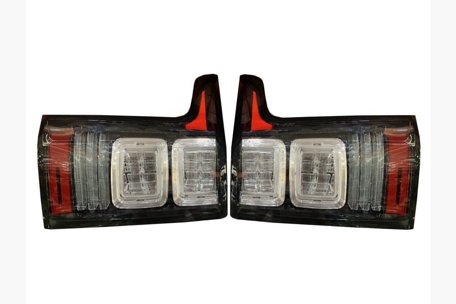Range Rover IV L405 2013-2021 Tylne lampy design 2014-2018 (2 szt) Image