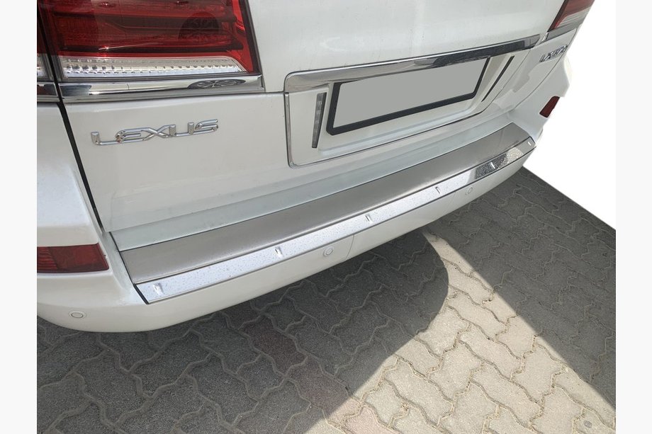 Lexus LX570/450d 2008-2022 Wkładka Zderzaka Tylnego Chrom (2012-2015) Zdjęcia 2
