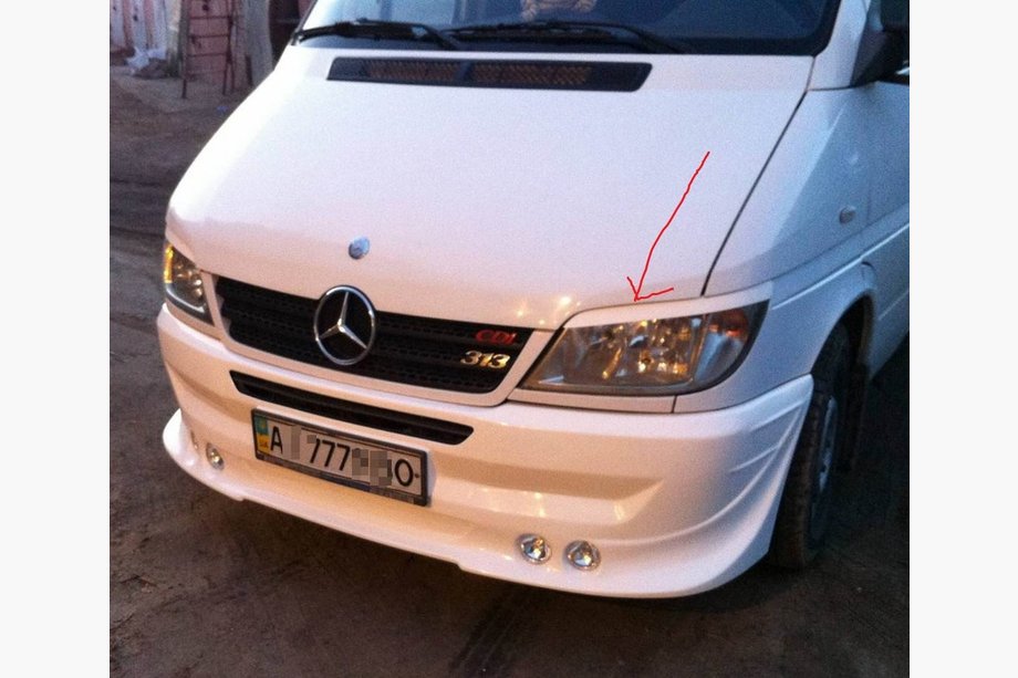 Mercedes Sprinter W901/902/903/904/905 1995–2006 Brewki na reflektory (czarne, ABS, 2000-2006) Zdjęcia 2