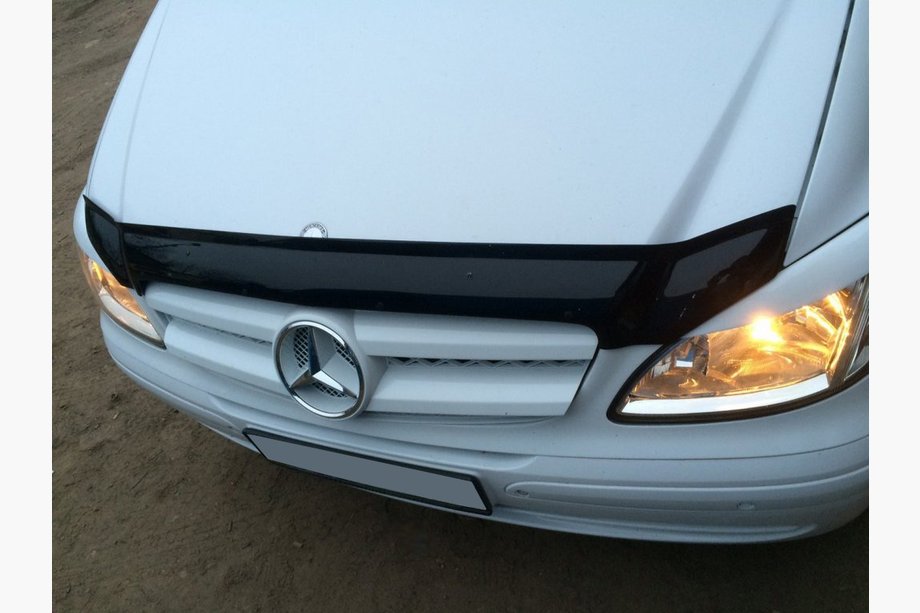 Mercedes Viano 2004-2014 Deflektor maski (ANV) Image