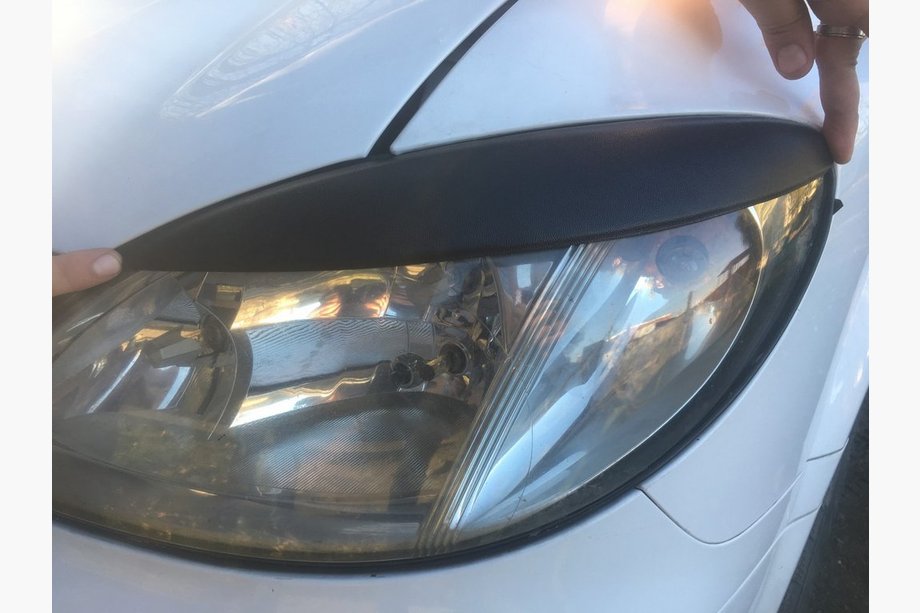 Mercedes Vito W639 2004-2014 Brewki na reflektory proste (2004-2010, 2 szt, plastik) Zdjęcia 6