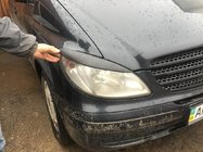 Mercedes Viano 2004-2014 Brewki na reflektory proste (czarny mat) zdjęcia 3