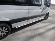 Mercedes Sprinter W901/902/903/904/905 1995–2006 Progi Boczné DOT-Line (2 szt., Aluminium) zdjęcia 1