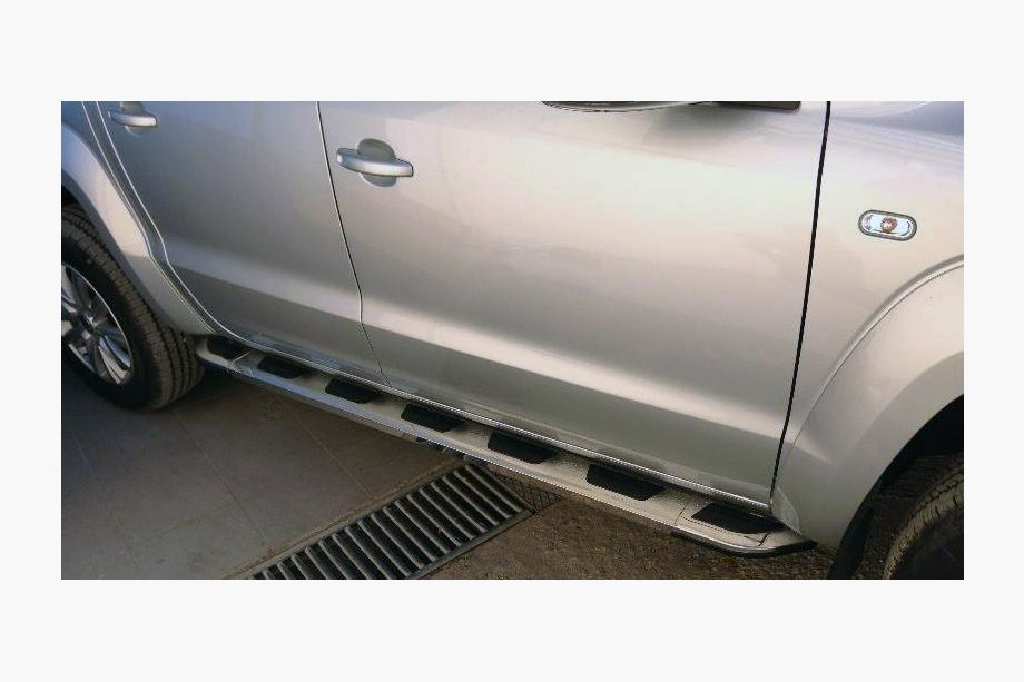 Audi Q7 2005-2015 Progi Boczné Vison (2 szt., Aluminium i Stal Nierdzewna) Image