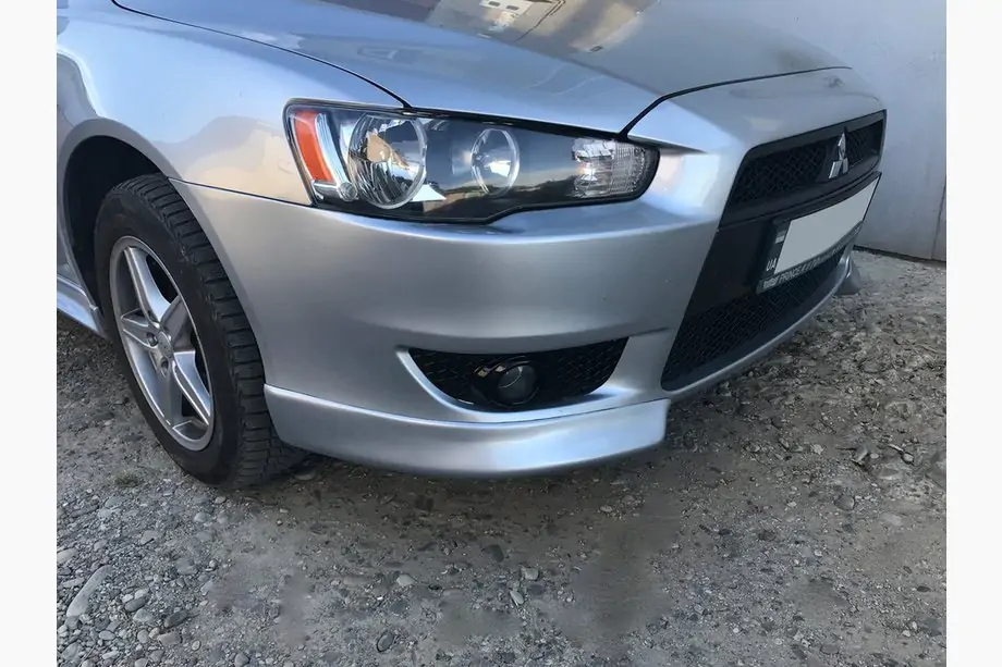 Mitsubishi Lancer X 2008- Przednie canardy (2 szt, do lakierowania) Image