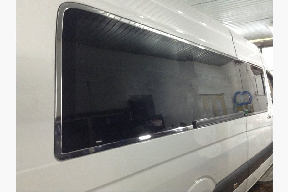Mercedes Sprinter W906 2006–2018 Kompletne listwy ozdobne szyb Long / ExtraLong (stal nierdzewna) Image