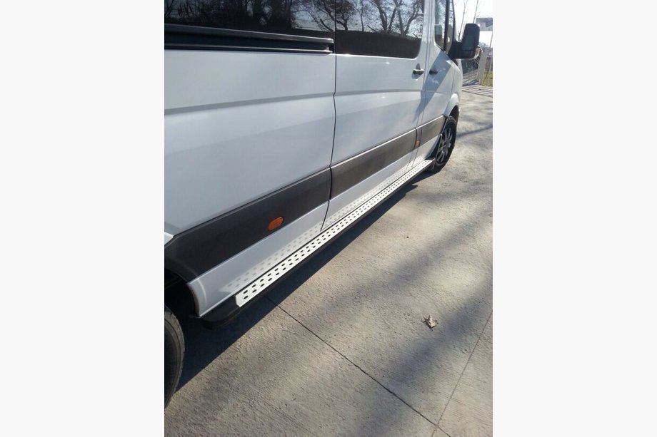 Mercedes Sprinter W907/W910 2018- Progi Boczné DOT-Line (2 szt., Aluminium) Długa Baza Zdjęcia 4