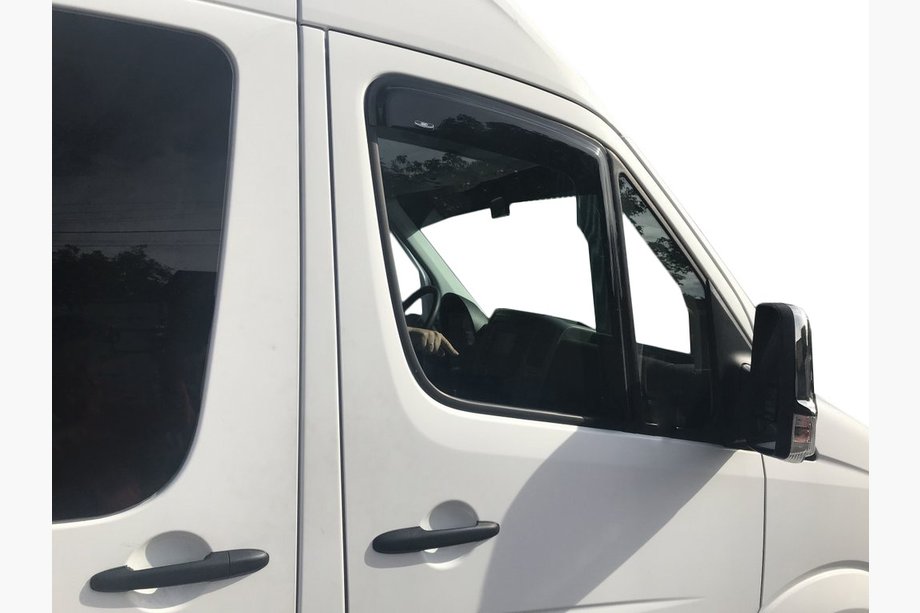 Mercedes Sprinter W906 2006–2018 Przyklejane owiewki (2 szt, HIC) Zdjęcia 4